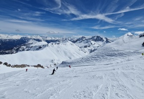 briancon serre chevalier ski slopes mountains, ski destinations located in the French Alps, near the Italian border.